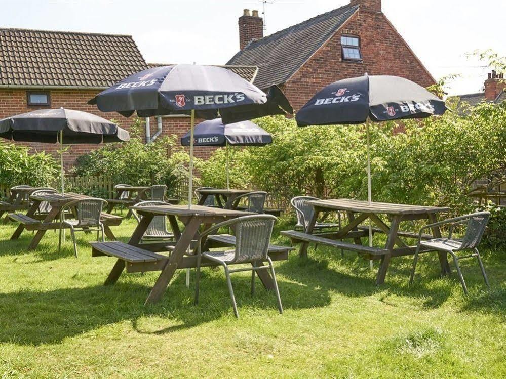 The Old Ship Inn Lowdham Exterior foto